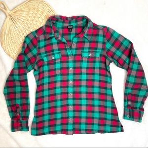 Patagonia Fjord Flannel Long Sleeve Shirt 6 Small Organic Cotton Pink Red Green